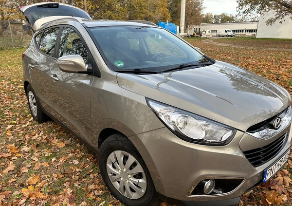 Hyundai Tucson cena 31990 przebieg: 254678, rok produkcji 2011 z Ryglice małe 232